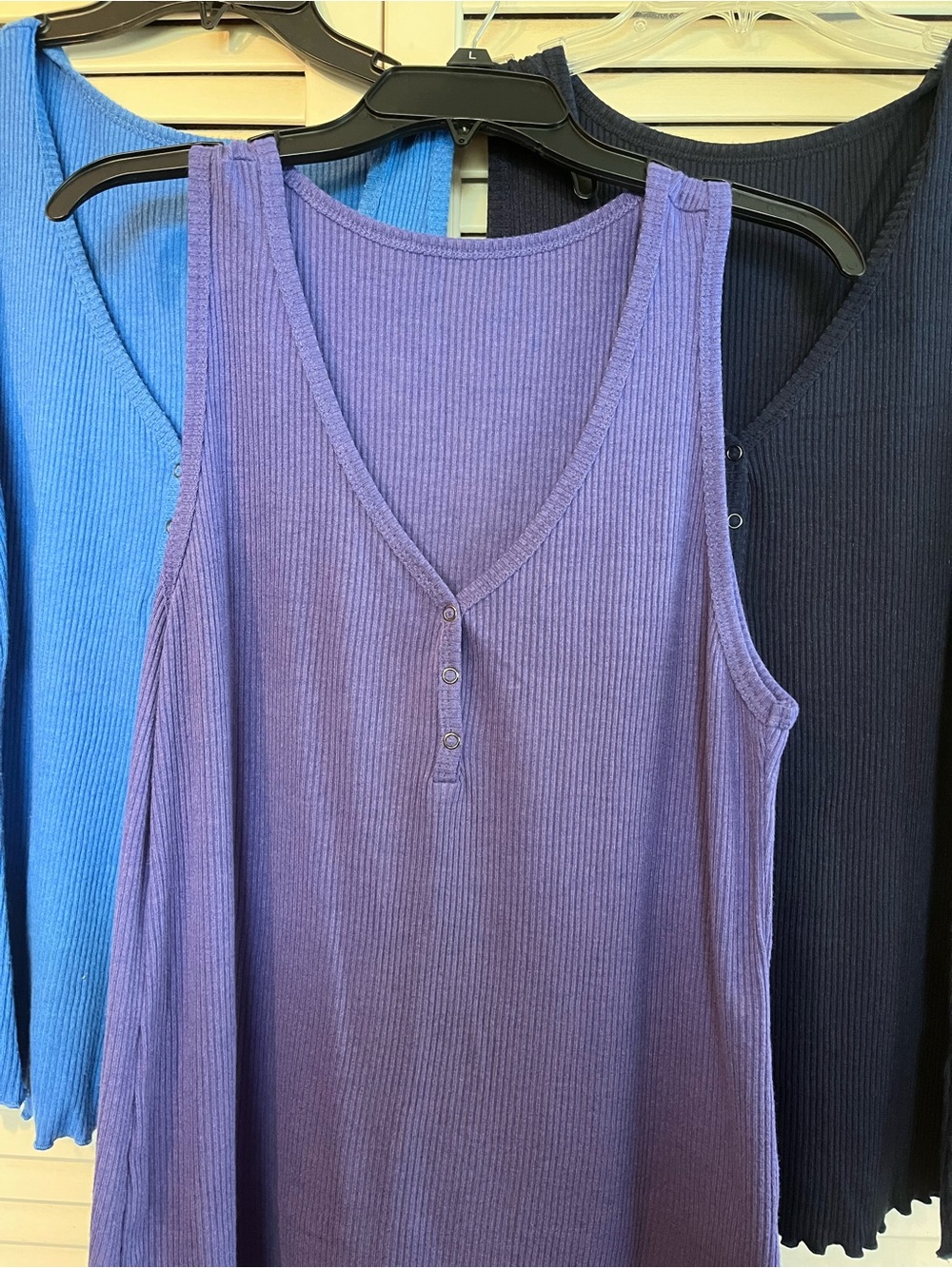 Three Women's Ribbed V-Neck Tank Tops - Picture 5 of 6